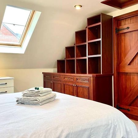 Adorable 2 Bedroom Countryside Guesthouse Broome  Exterior photo