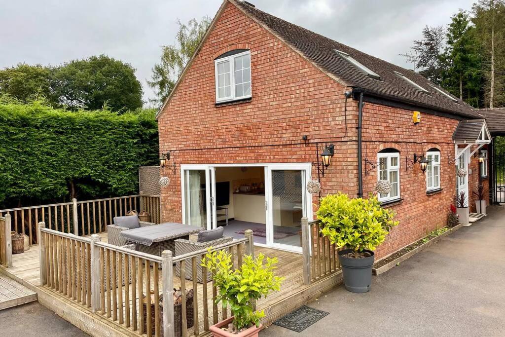 Adorable 2 Bedroom Countryside Guesthouse Broome  Exterior photo